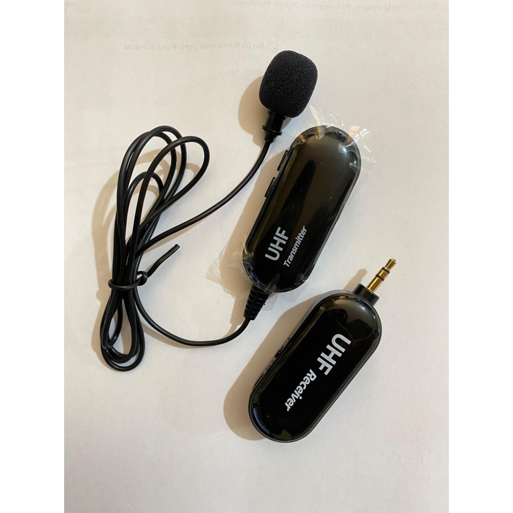 Microfono inalambrico profesional con accesorios y adaptadores