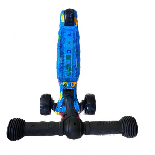 Monopatin y scooter con luces y sonidos.